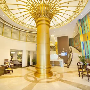 Raviz Center Point Hotel Dubaj